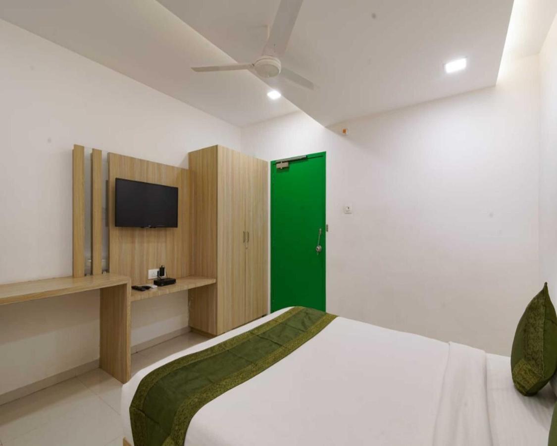 The Perch Hotel Visakhapatnam Eksteriør billede